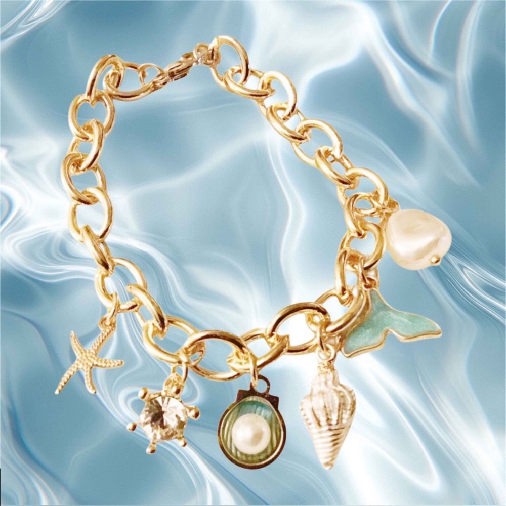 Ocean Theme Shell Charm Bracelet